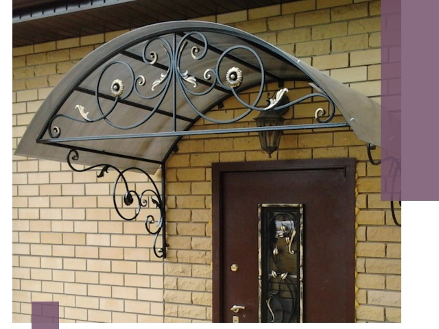 Изготовление козырьков из металла под ключ в Дальнереченске